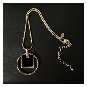 Deco Statement Openwork Pendant Necklace